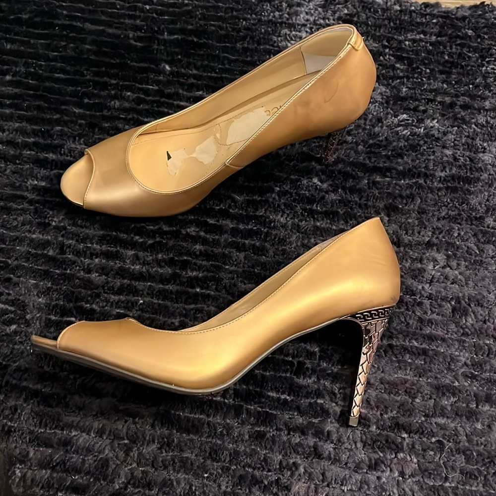 J. Renee Rose Gold Lucera Peep Toe Pumps